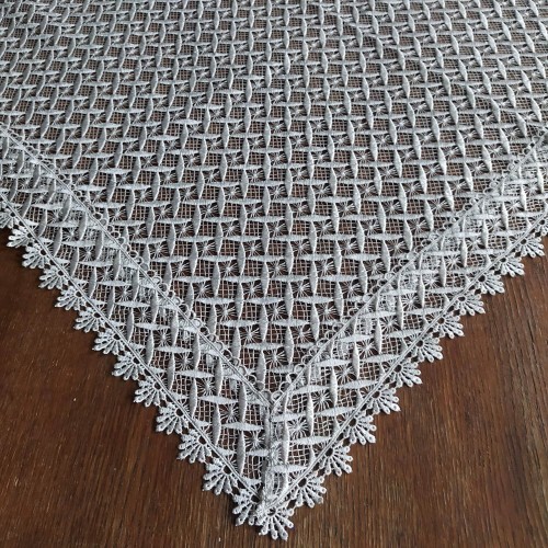 popielata gipiura kwadrat.jpeg