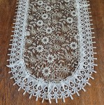 Gipiurowy bieżnik 40x90 w kremowo-brązowe kwiaty