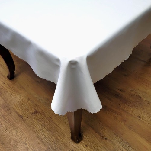 Obrus plamoodporny 110x160 w kolorze białym