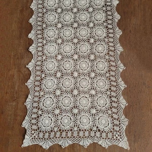 Bieżnik szydełkowy 55x115 w kolorze beżowym