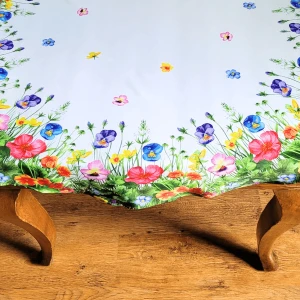 Obrus o średnicy 130 cm bratki